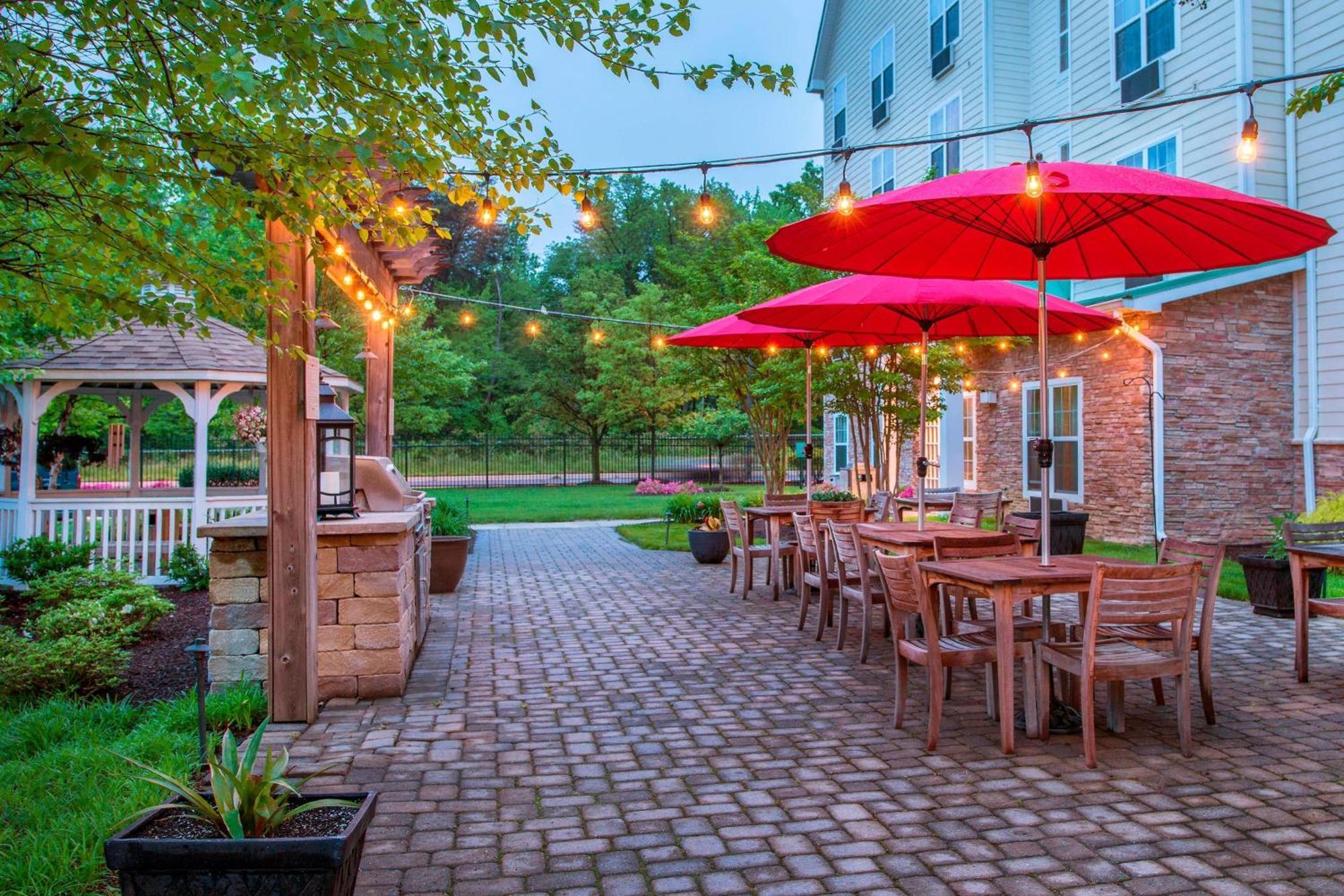 Towneplace Suites By Marriott Clinton At Joint Base Andrews Екстериор снимка